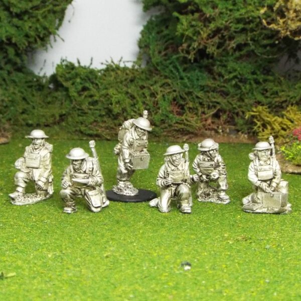 Hotchkiss 25mm Anti Tank Gun Crew ( 6 figures )