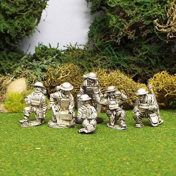 2 pdr Anti Tank Gun crew ( 6 figures ).