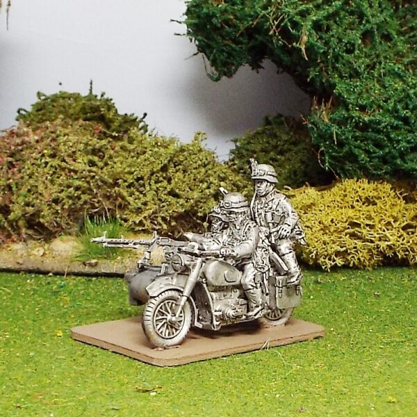 German Motorcycle Combination with rider and passenger firing MG34 and Pillion. German Motorcycle Combination with rider and passenger firing MG34 and Pillion. Includes a separate rifle to attach to the back of the rider. Bike and bits cast in metal sidecar cast in resin.. Some assembly required. Supplied Unpainted.