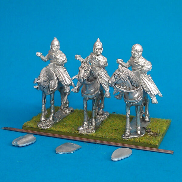 Mounted Knights 1. Wearing mail with lance upright