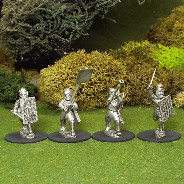 Persian Spearman Command with wicker shields.