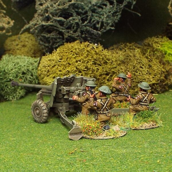 British 1/48 pdrAnti Tank Gun.With 4 28mm crew.