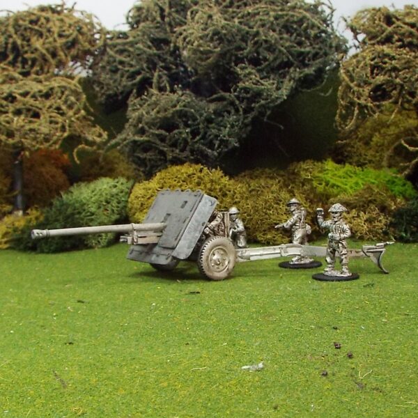 British 1/48 17pdr Anti Tank Gun. With 4 28mm crew.