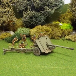 British 1/48 17pdr Anti Tank Gun. With 6 28mm crew.