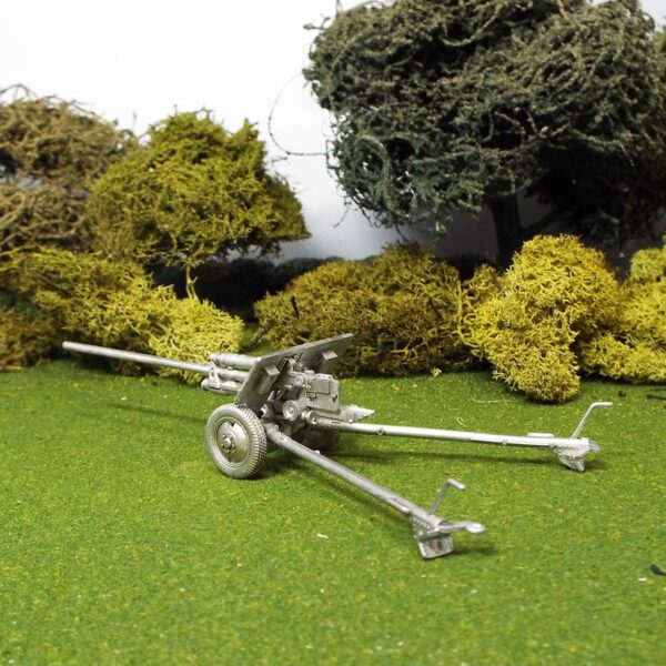 Russian 1/48 scale Zis2 57mm Anti Tank Gun