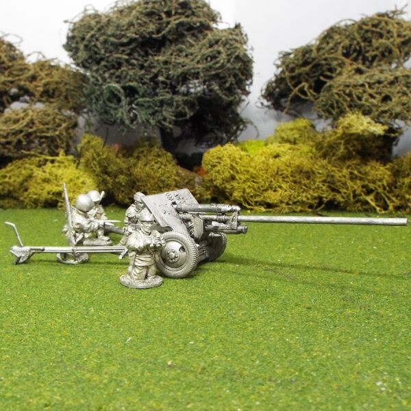 Russian 1/48 scale Zis 2 57mm Anti Tank Gun.