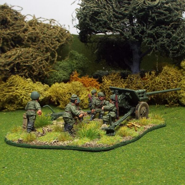 Russian 1/48 scale Zis 2 57mm Anti Tank Gun and 6 Crew.